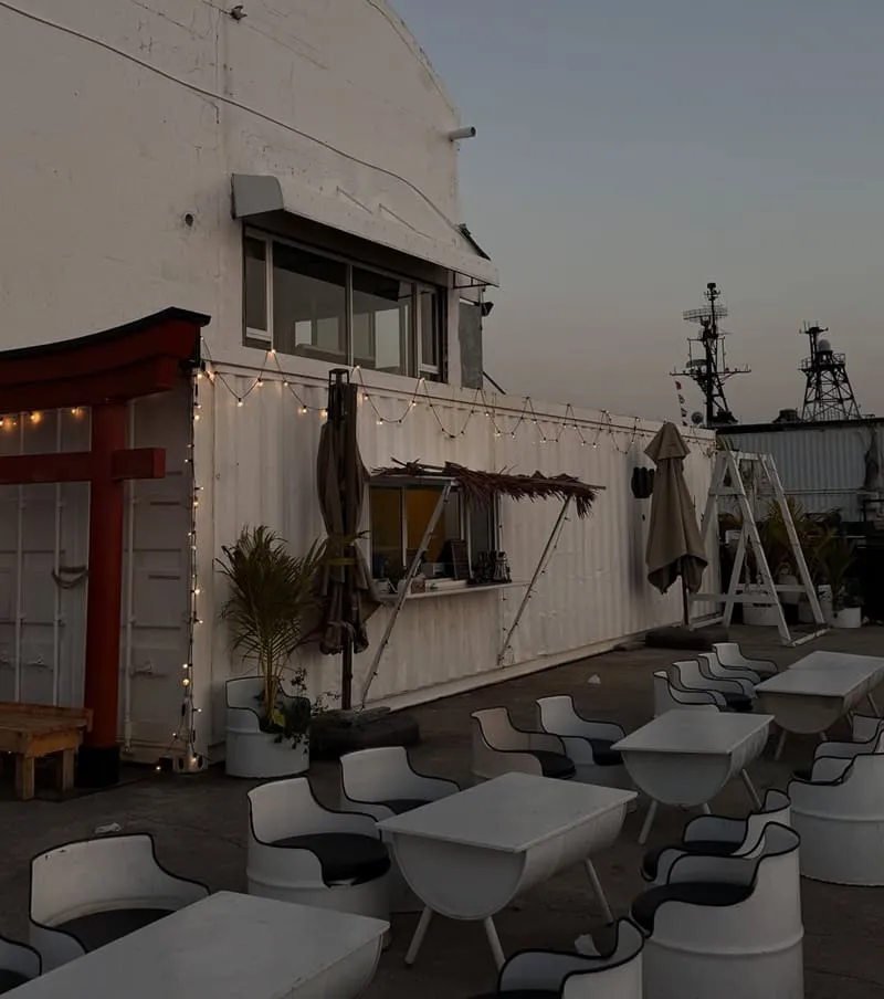 Jolife遊艇咖啡Bar