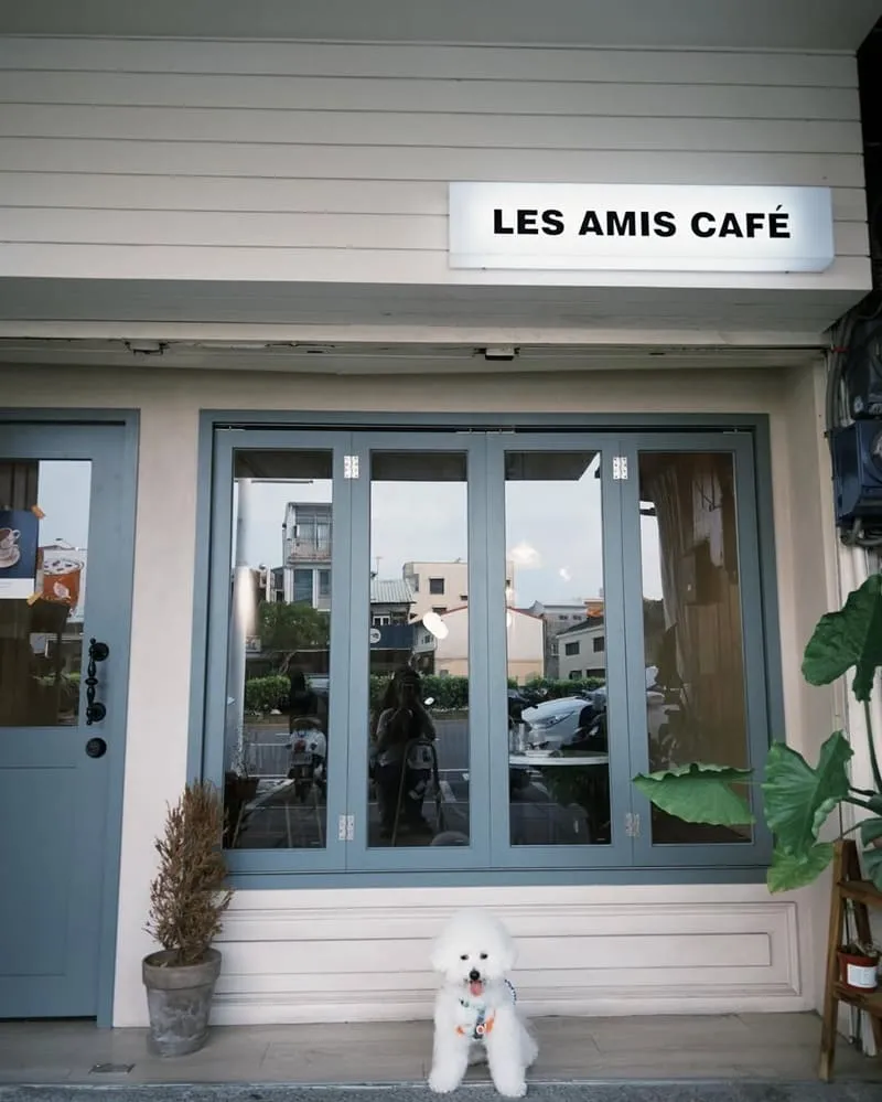 樂瑞比咖啡 Les Amis café