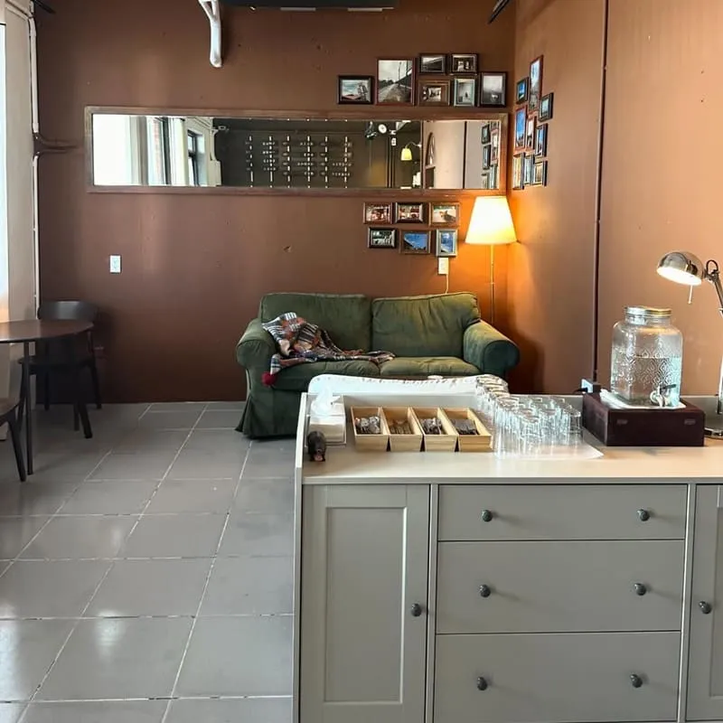 Hippoguava Cafe 河馬芭樂咖啡