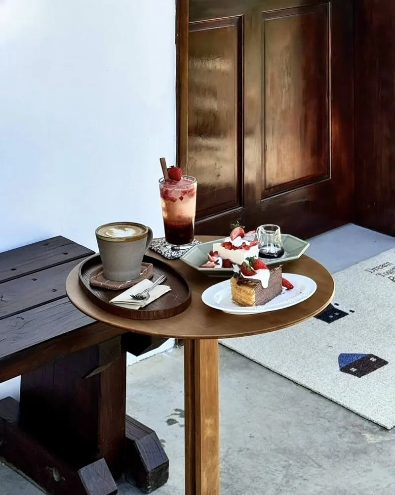 赤坡 CIIPOE 咖啡廳|苗栗大湖草莓季慢旅行:高架採草莓+草莓甜點推薦 6 赤坡 CIIPOE 咖啡廳