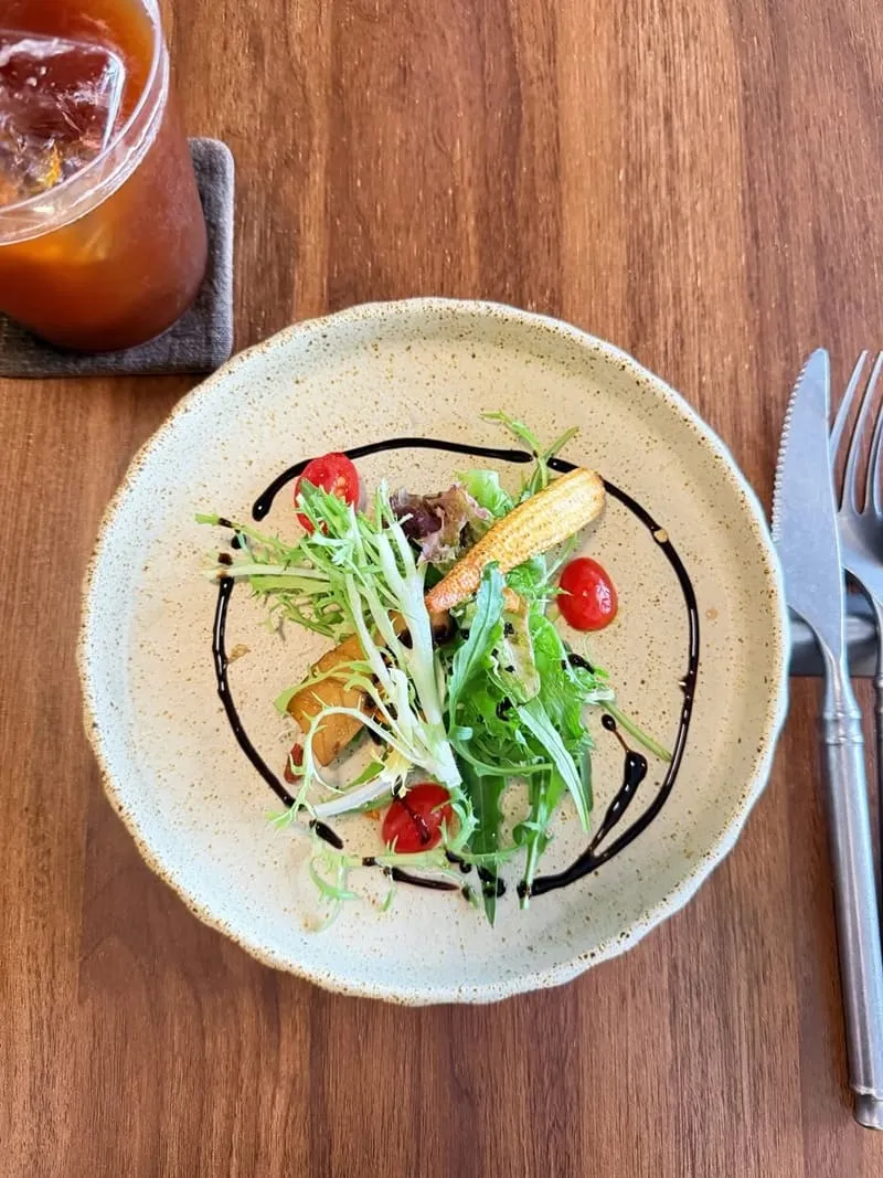 居無定所 Homeless|台中寵物友善餐廳,推車入內規範與低消一次整理 10 居無定所 Homeless|台中寵物友善餐廳