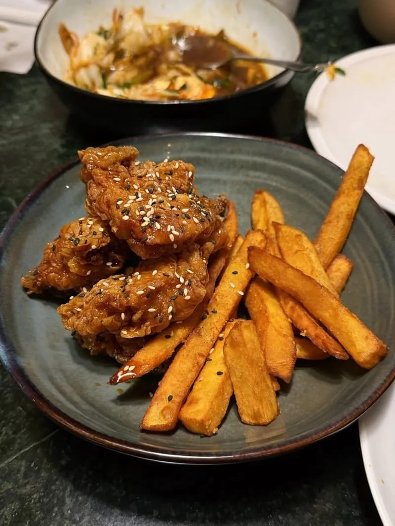 金香JIN PANG|台中北屯寵物友善規範:訂位規則、低消限時與推車入內 9 金香JIN PANG|台中北屯寵物友善餐廳