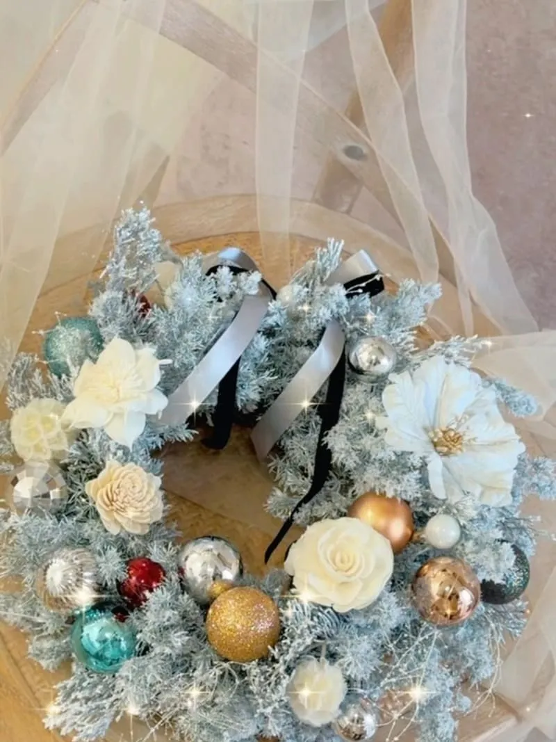 微微享花 花藝工作室|把聖誕做成一個作品:永生花圈的白色儀式 12 微微享花 花藝工作室