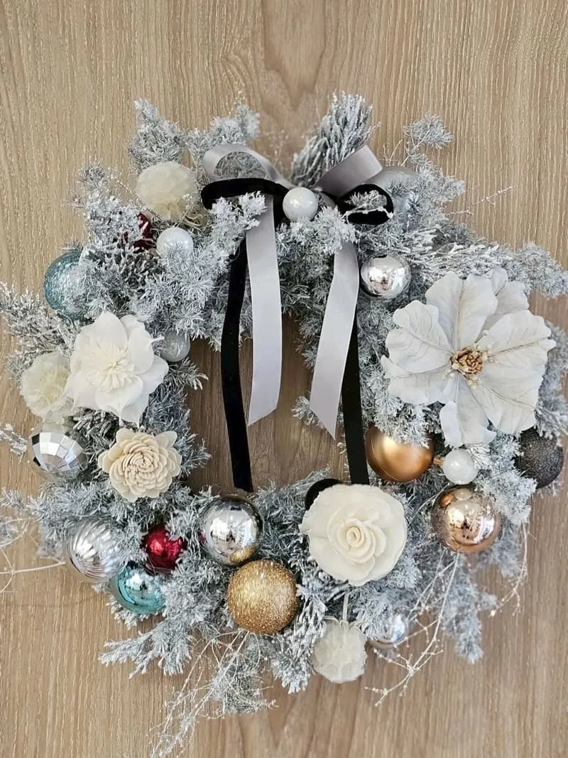 微微享花 花藝工作室|把聖誕做成一個作品:永生花圈的白色儀式 4 微微享花 花藝工作室