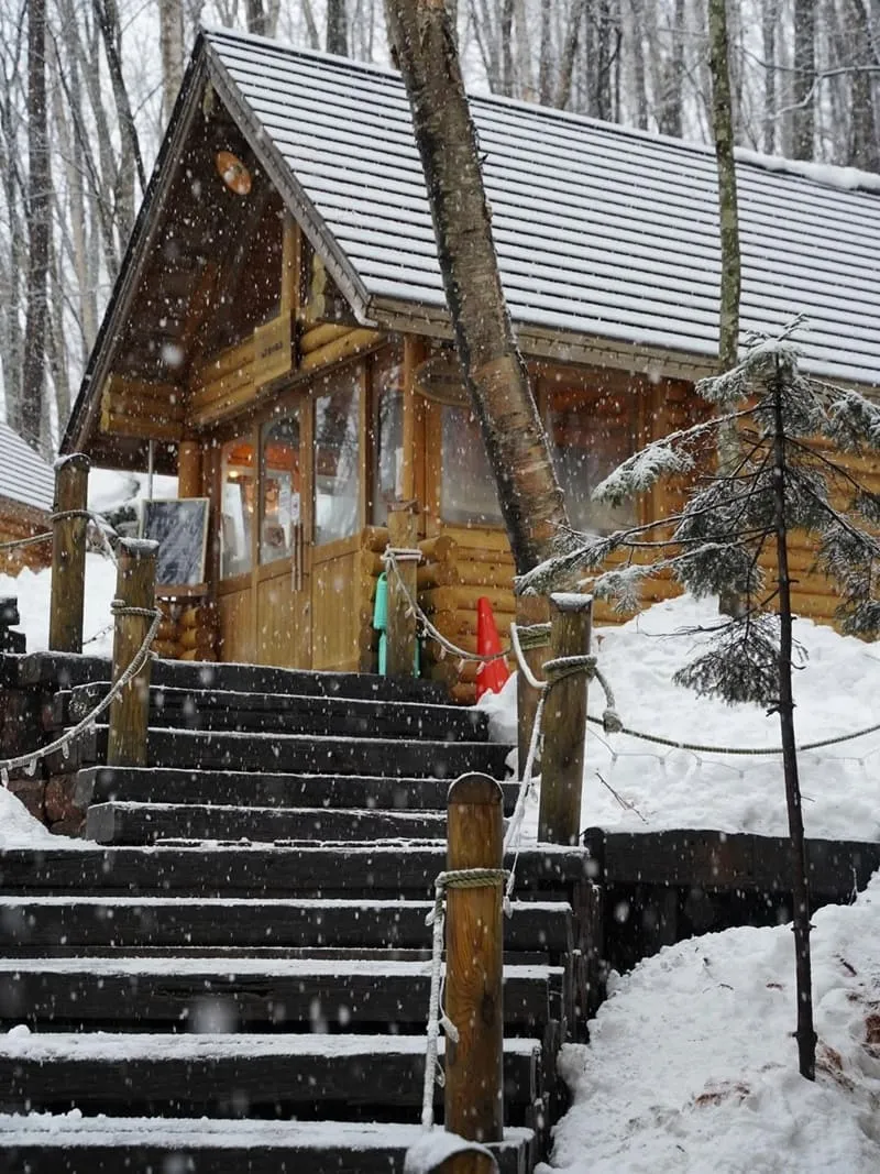 北海道精靈露台散步筆記|雪夜小木屋的暖光,讓旅行慢下來的那一段 15 北海道精靈露台散步筆記