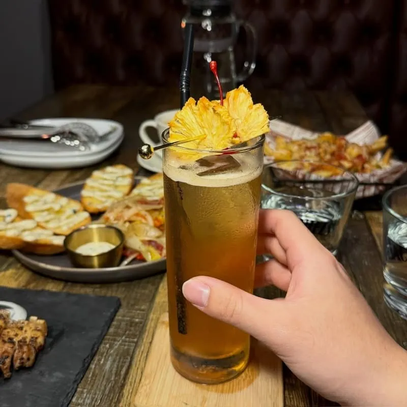 Wanderer Bar. 流浪者|忠誠街巷弄夜生活記錄,紅磚吧台與人生酒單的節奏 8 Wanderer Bar. 流浪者