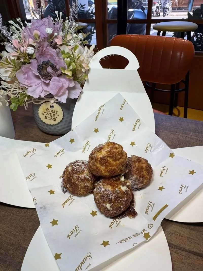 湘鄰下午茶麵包|甜點選物與搭配指南:生乳甜甜圈、泡芙到果茶咖啡一次懂 11 湘鄰下午茶麵包