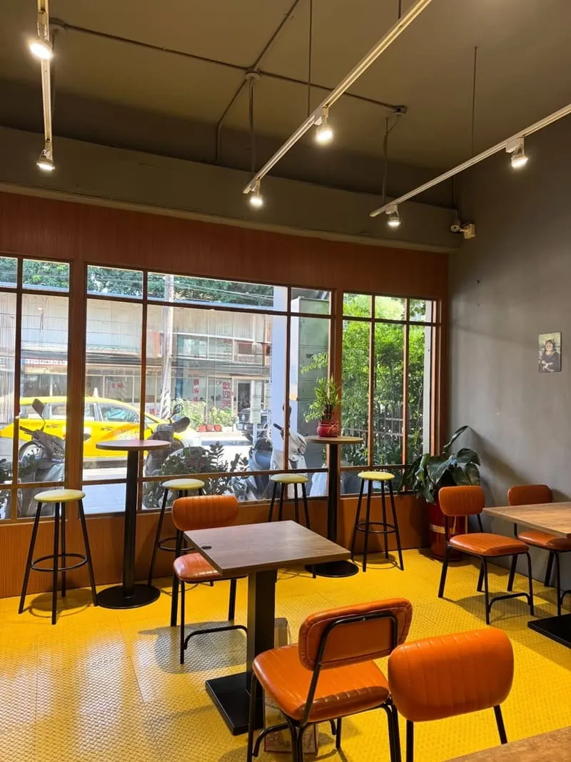 湘鄰下午茶麵包|甜點選物與搭配指南:生乳甜甜圈、泡芙到果茶咖啡一次懂 8 湘鄰下午茶麵包