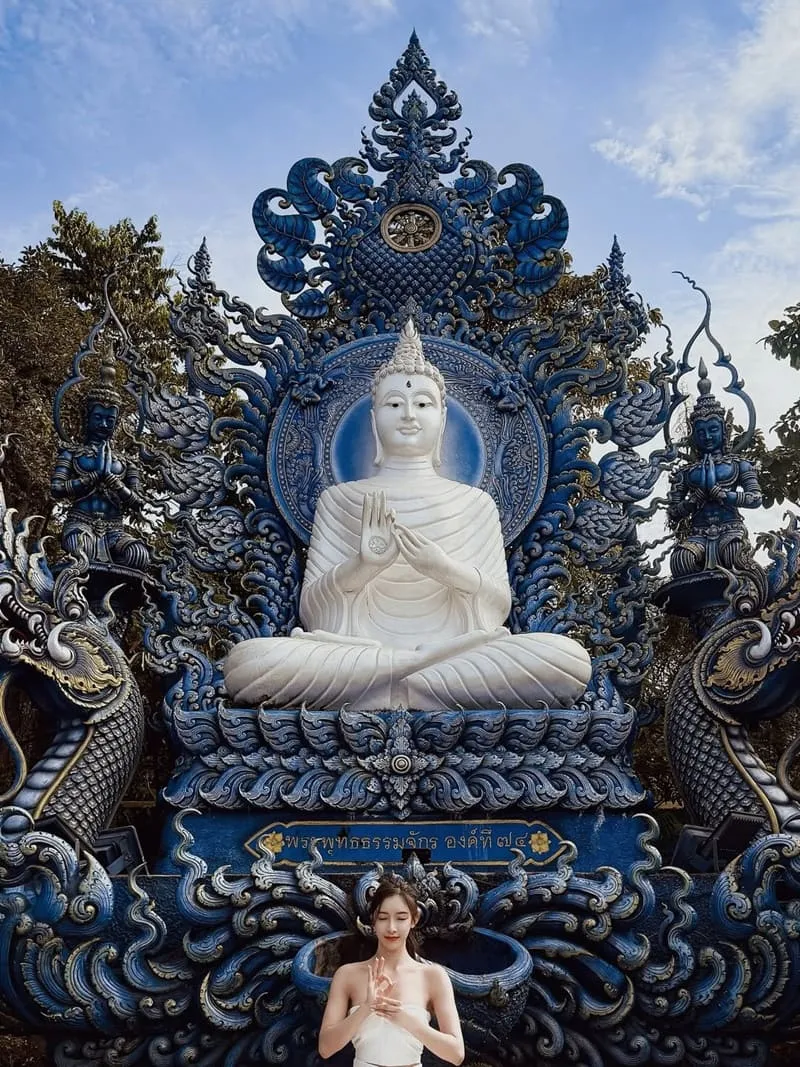 清萊白廟與藍廟,從極端設計到精神對照的雙寺空間紀錄 11 清萊白廟與藍廟