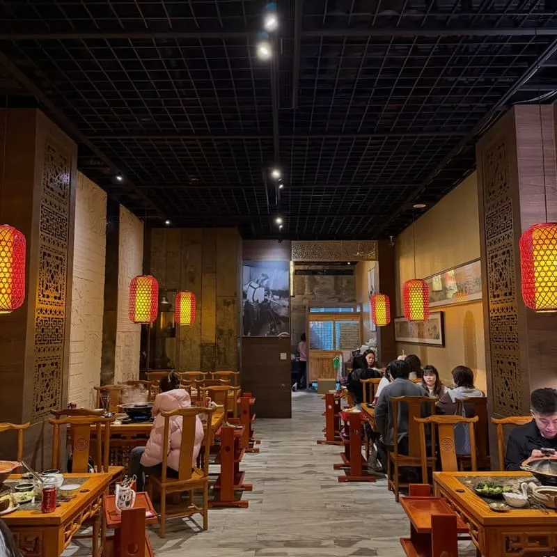 川唐景泰藍老火鍋|景泰藍銅鍋鴛鴦湯底攻略:麻辣香麻、養生湯轉場全整理 6 川唐景泰藍老火鍋