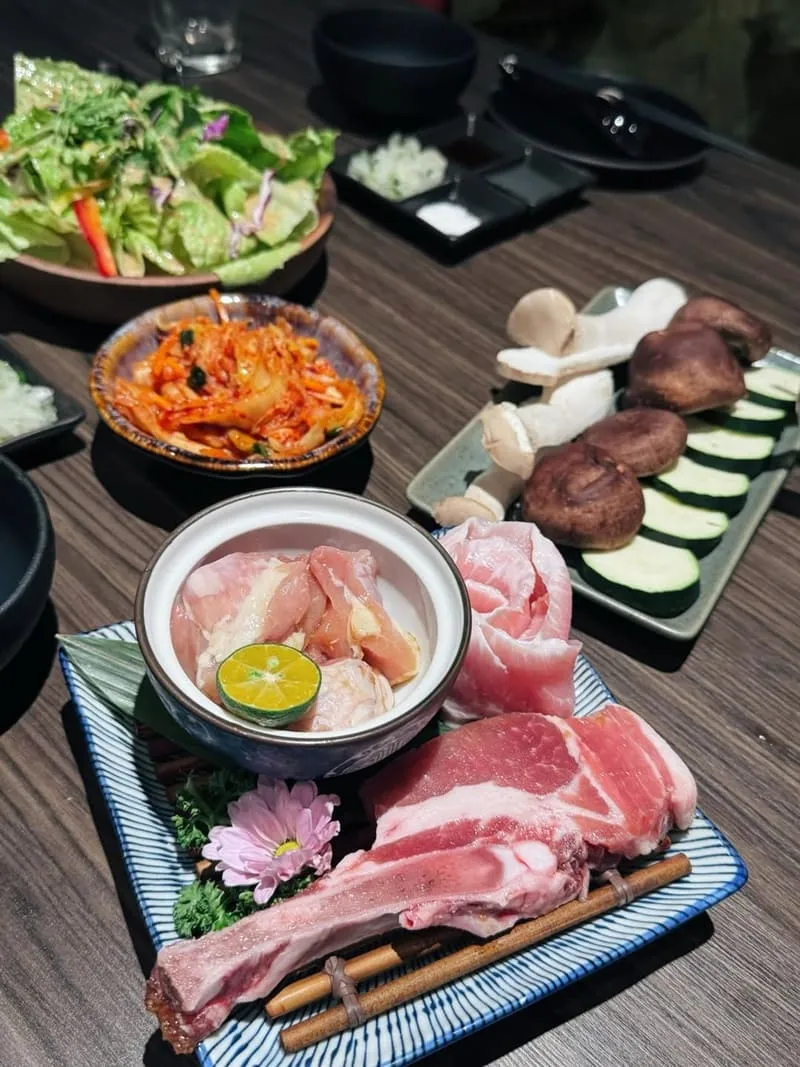 原木燒肉|大安區質感系炭火燒肉:一本燒牛舌、A5 和牛與干貝的節奏 15 原木燒肉|大安區質感系炭火燒肉