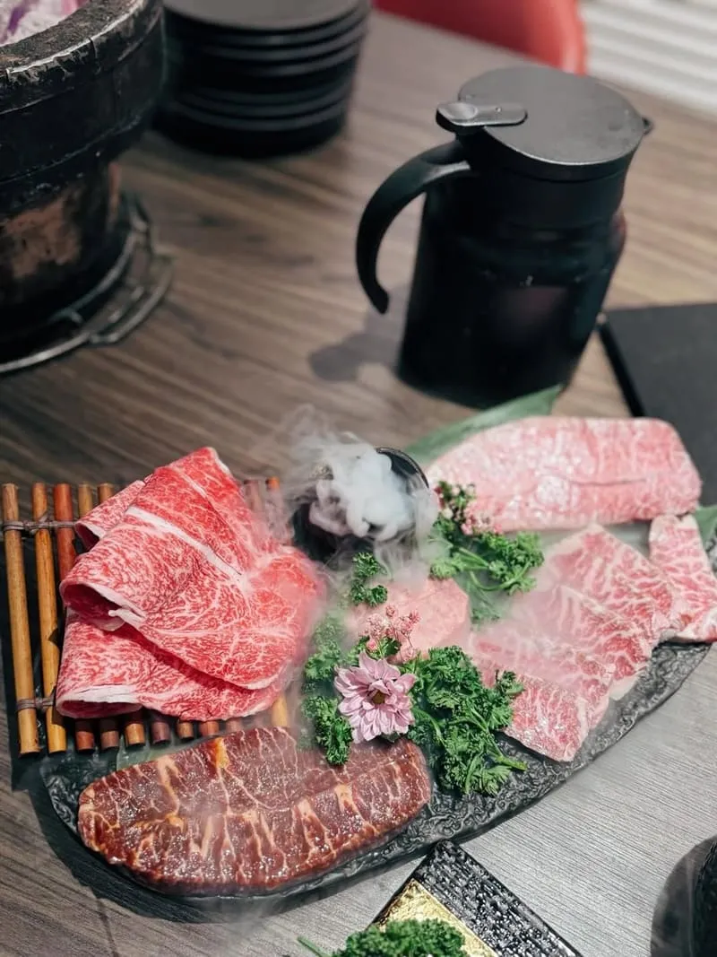 原木燒肉|大安區質感系炭火燒肉:一本燒牛舌、A5 和牛與干貝的節奏 7 原木燒肉|大安區質感系炭火燒肉